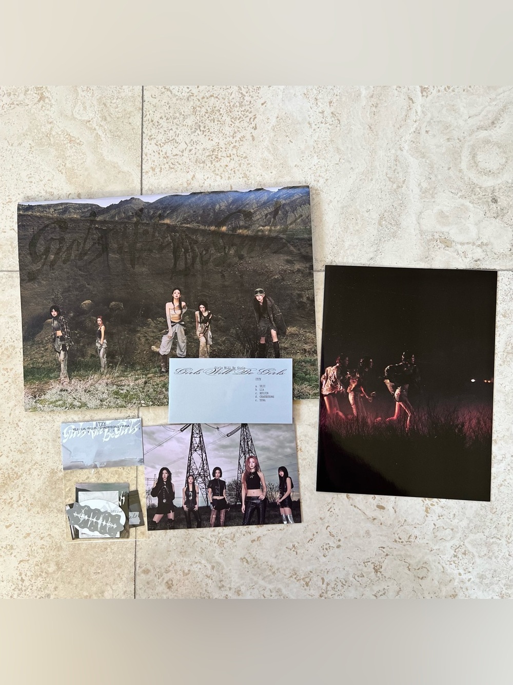 Itzy - Girls Will Be Girls - Special Edition Version A